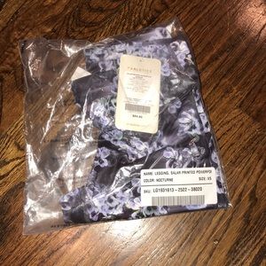 Floral Print fabletics leggings!